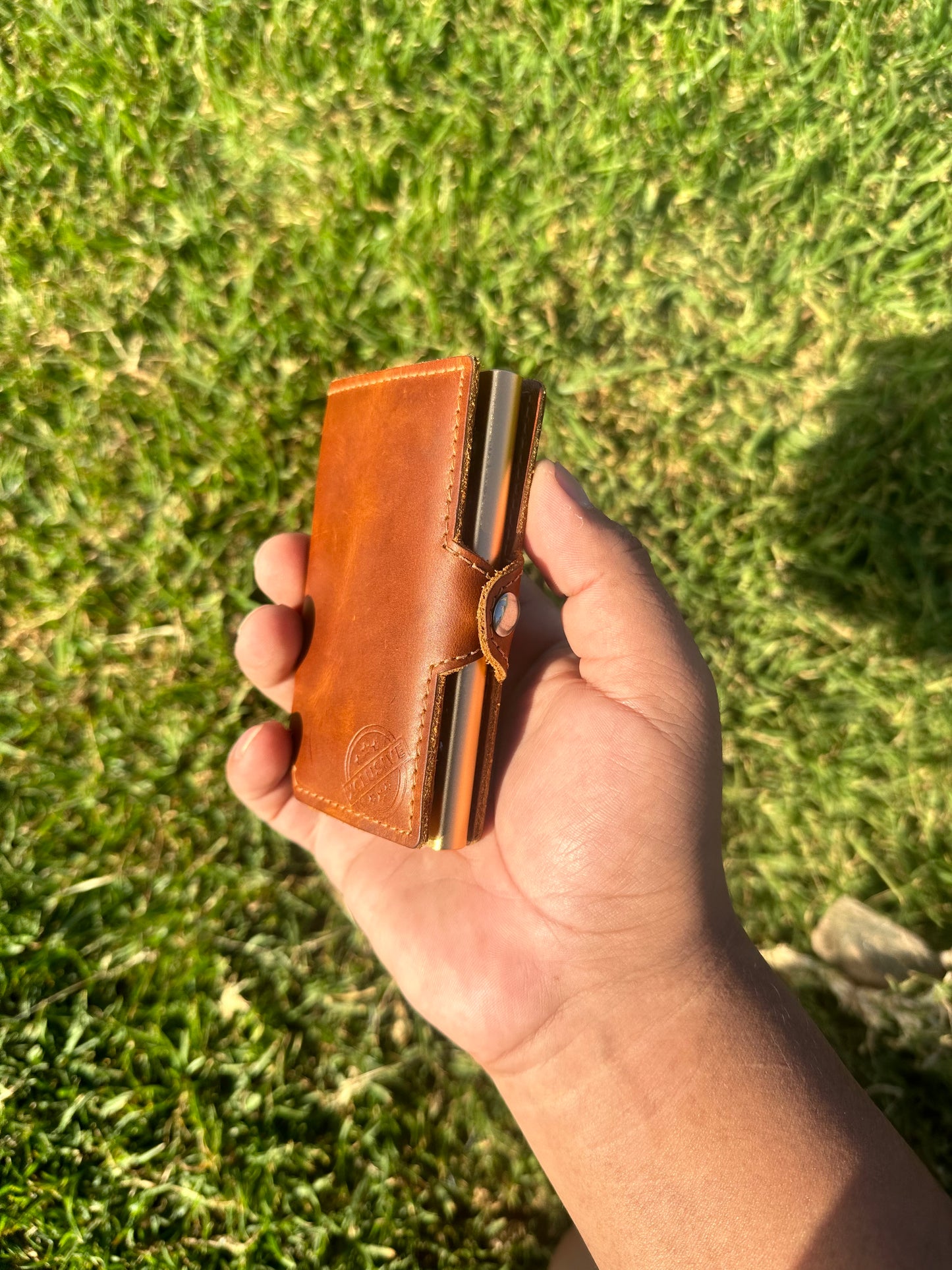 XLCUSIVE™ – Billetera Inteligente de Cuero Genuino