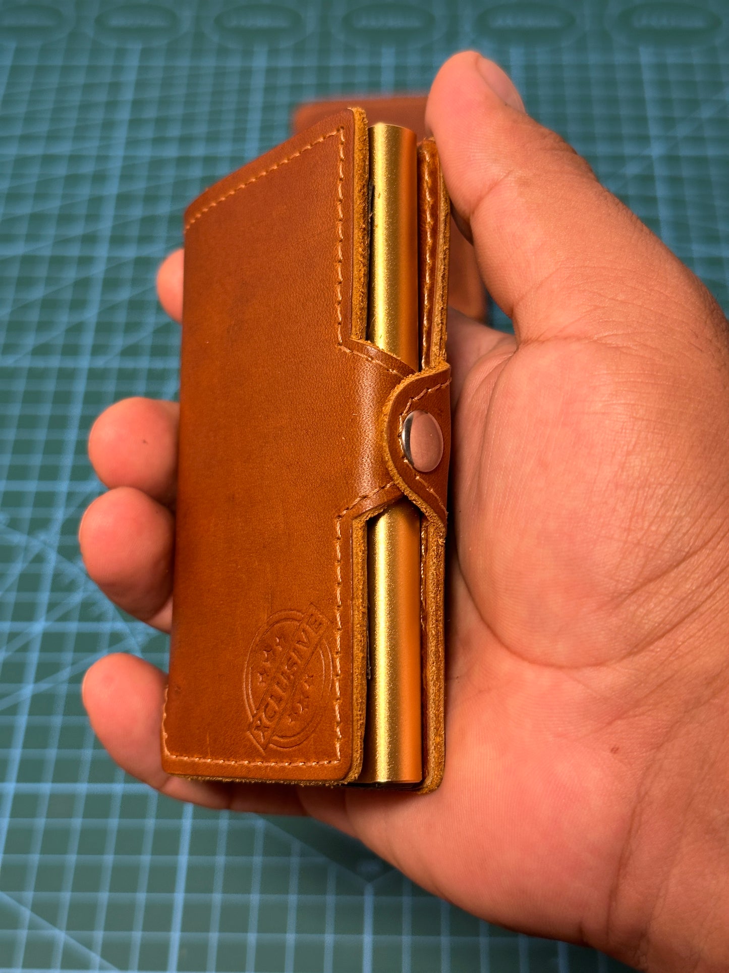 XLCUSIVE™ – Billetera Inteligente de Cuero Genuino